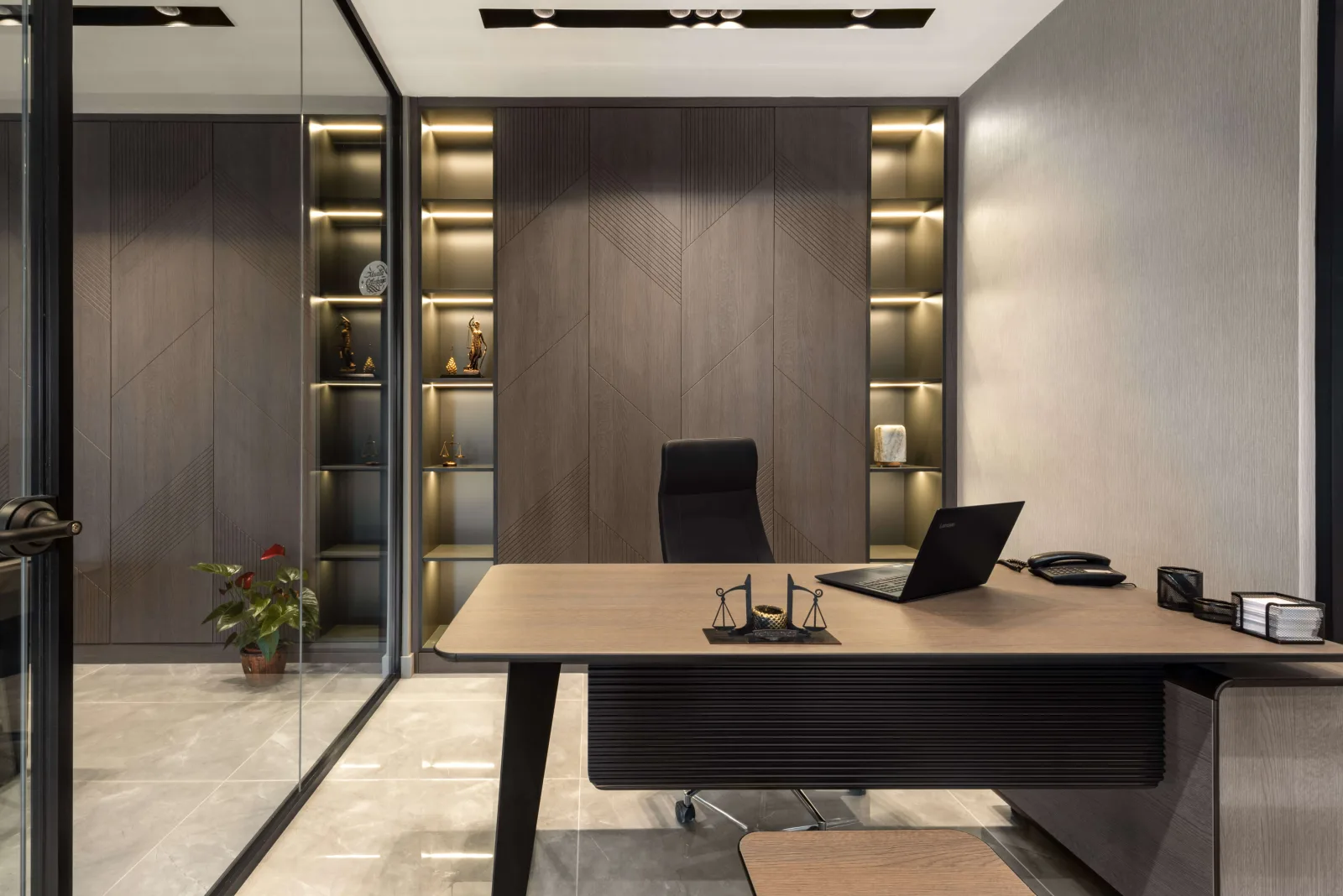 During the professional interior design process of this office, we curated this workspace with a refined and functional…